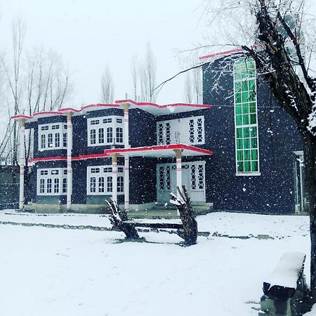 Skardu One Resort And Guest House ภายนอก รูปภาพ